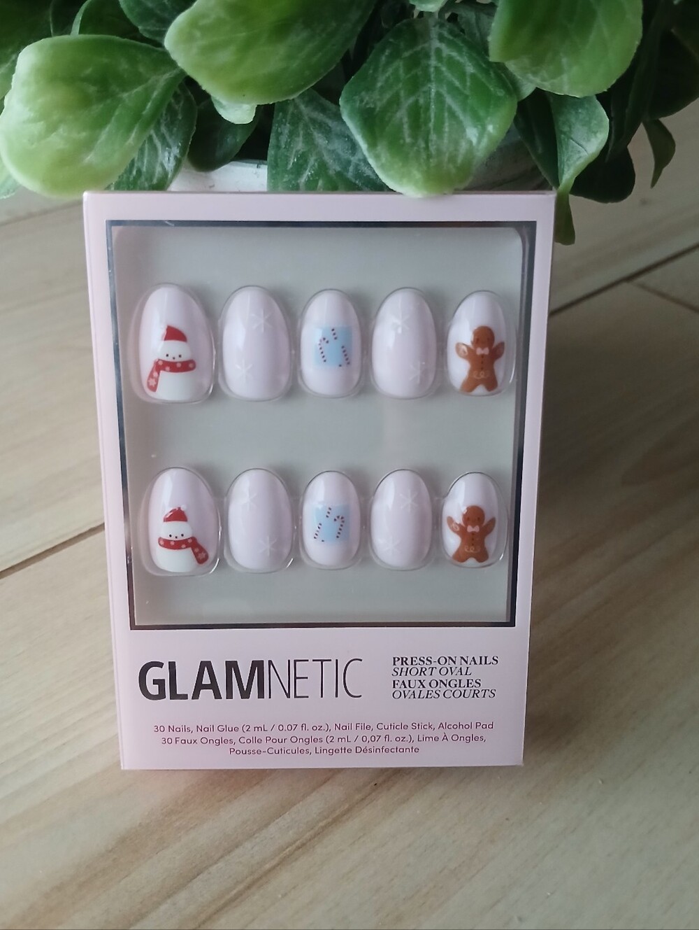 NIB Glamnetic Press On Nails Short Oval Cocoa & Kisses Gingerbread